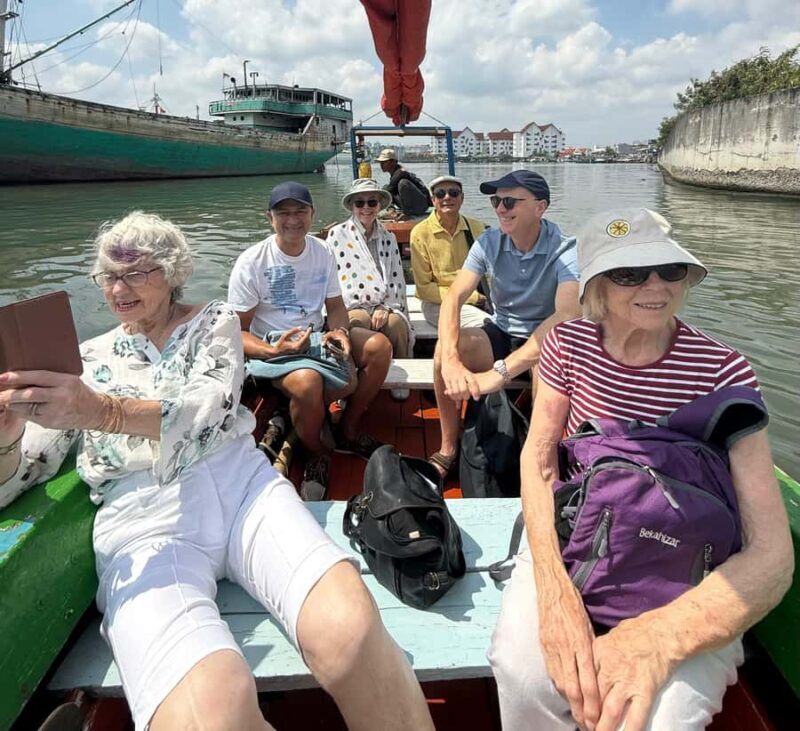 Jakarta: Java to Bali Train Tour with Hotels - Practicalities and Travel Comfort