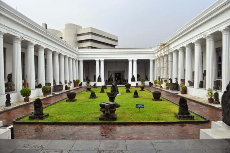 JAKARTA : MAKE YOUR CUSTOMIZED DAY TOURS WITH CAR DRIVER - Good To Know