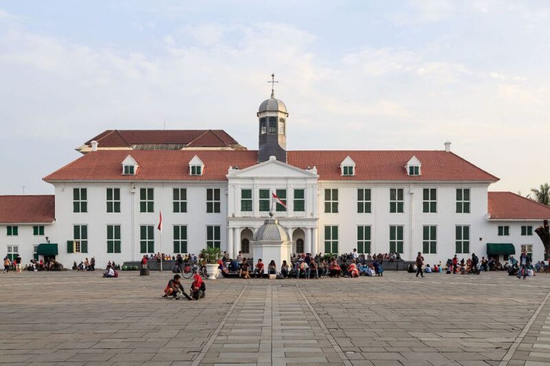 Jakarta: Museums, Chinatown & Colonial Landmarks Group Tour - Who Will Love This Tour?
