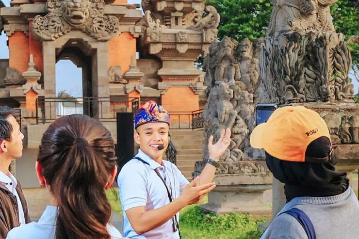 Jakarta: National Monument and Miniature Indonesia Tour - Good To Know