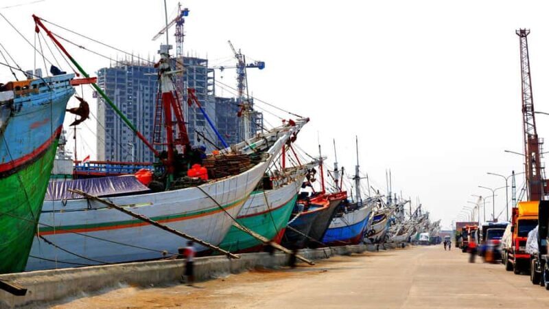 Jakarta: National Monument, Mosque, and Old Town Tour - Who Should Consider This Tour?