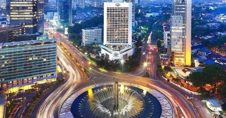 Jakarta Night Tour : Landmarks and Street Food Experience - Itinerary Highlights