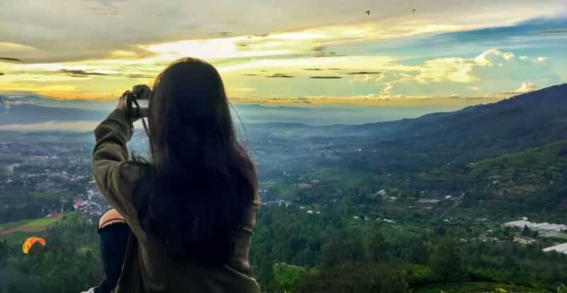 Jakarta: Paragliding on Top Mountain & Tea Plantation - Practical Details: Transport, Pricing, and Group Size