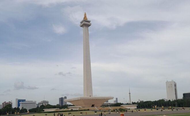 Jakarta: Private Car Charter With Professional Driver by Van - Participant Selection and Date Information