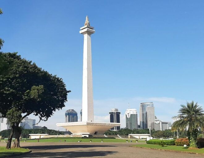 Jakarta: Private Car Charter With Professional Driver - Booking and Pricing Details