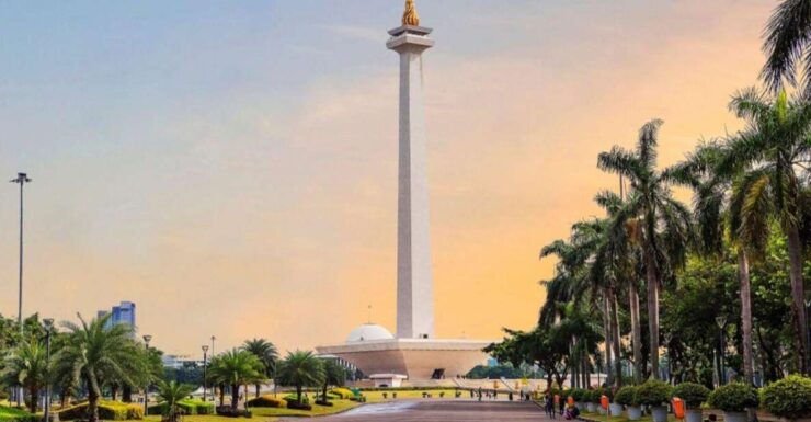 Jakarta: Private City Tour With Lunch and Hotel Pick-Up - Good To Know
