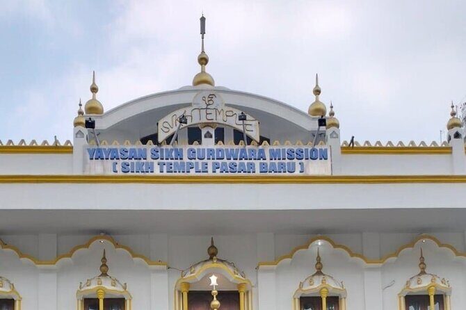 Jakarta Private Cultural Day Tour with Transport - Detailed Breakdown of the Itinerary