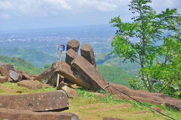 Jakarta Private Tour: Gunung Padang Site - Accessibility and Limitations
