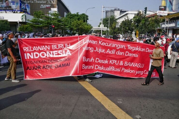 Jakarta Social and Political Walk - Activity Details