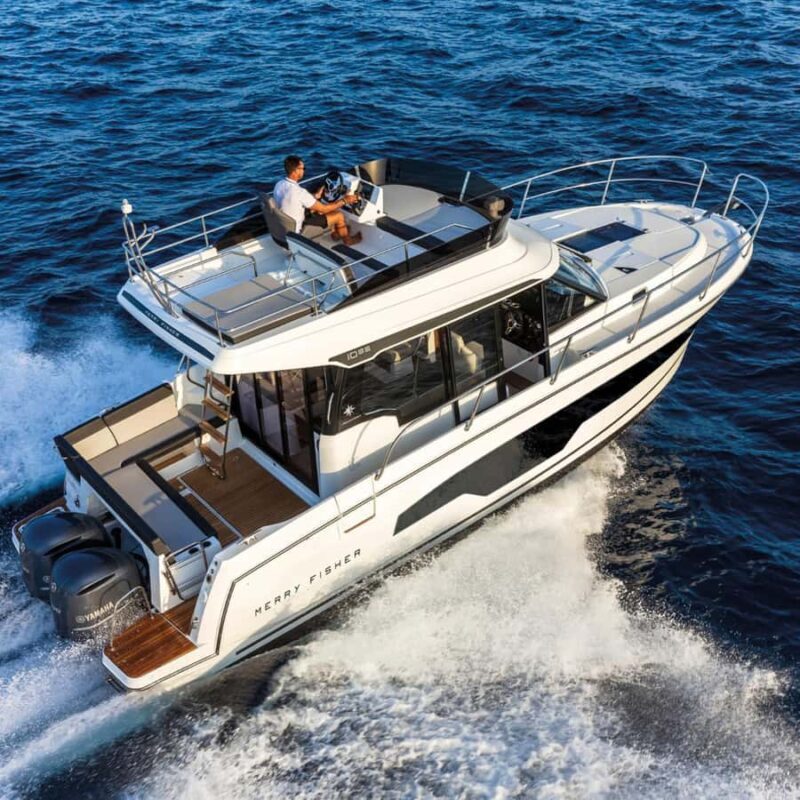 Jakarta: Sunset Yacht for Party & Birthday with Champagne - Jakarta: Sunset Yacht for Party & Birthday with Champagne – An Authentic Look