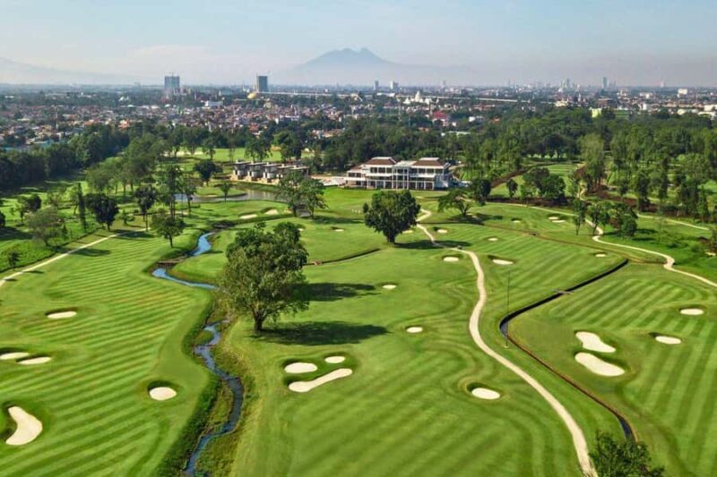 Jakarta: Suvarna Golf Experience w/ Caddies & Hotel Transfer - Good To Know