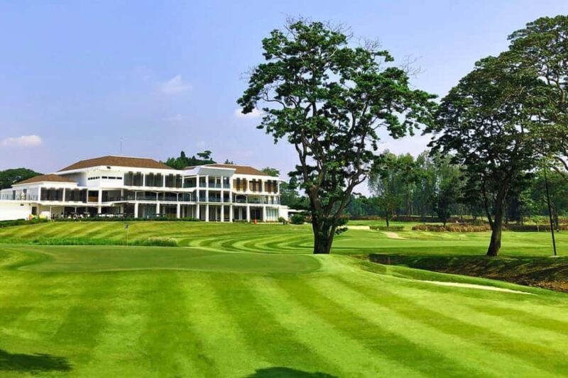 Jakarta: Suvarna Golf Experience w/ Caddies & Hotel Transfer - Introduction: An Authentic Golfing Day in Jakarta