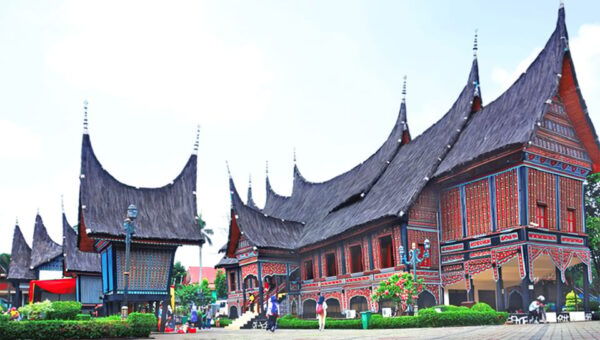Jakarta Tour :Beautiful Miniature Glorious Park of Indonesia - Booking Information