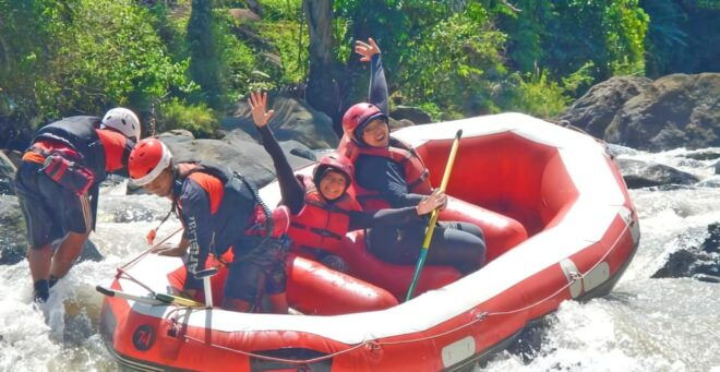 Jakarta Tour: Rafting Crusher & Paintball Games - Inclusions of the Tour