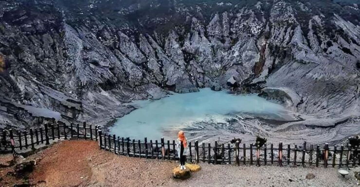 Jakarta: Volcano, Indonesian Coffee Production, Hot Spring - Journey to Bandung