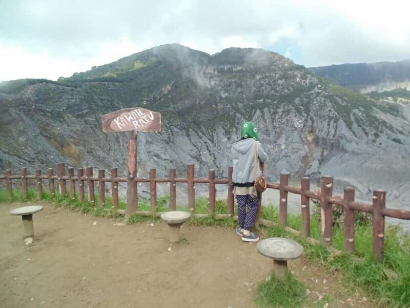 Jakarta : Volcano Tour, Maribaya Waterfall, Best Coffee - Good To Know  