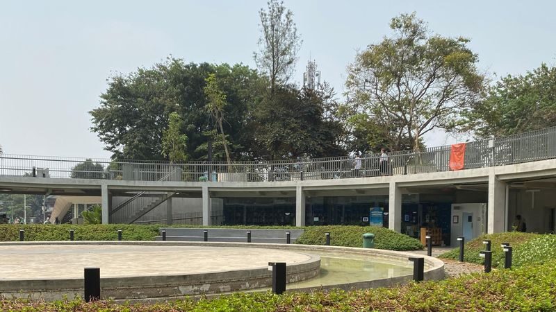 Jakarta Walking Tour with MRT | Multilingual Guide - Dinner in Little Tokyo, then M Bloc Space