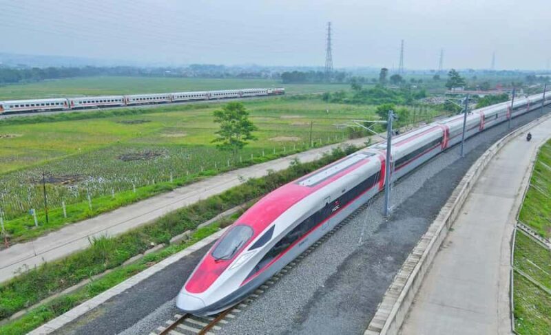 Jakarta: White Crater, Tea Plantation By fast Train - Whats Unique and Worth Noting?