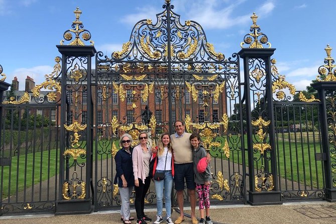 James Bond 007 Ultimate Spy Taxi Tour - Additional Information