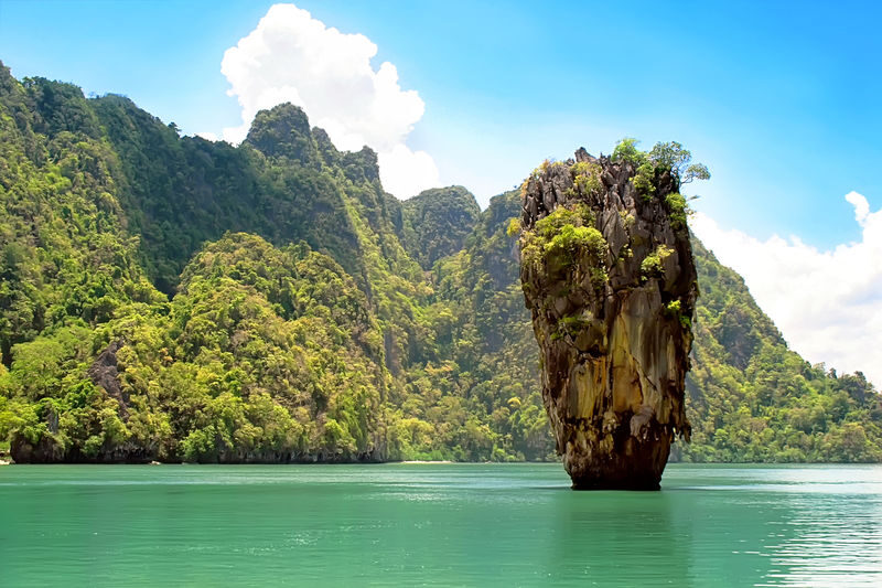 James Bond with Khai Islands or Hong Island Speedboat Day Tour - Koh Panyee: lunch above the water