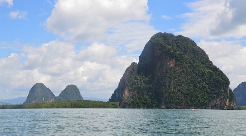James Bond with Khai Islands or Hong Island Speedboat Day Tour - Beach time: Khai, Naka, or Leam Haad