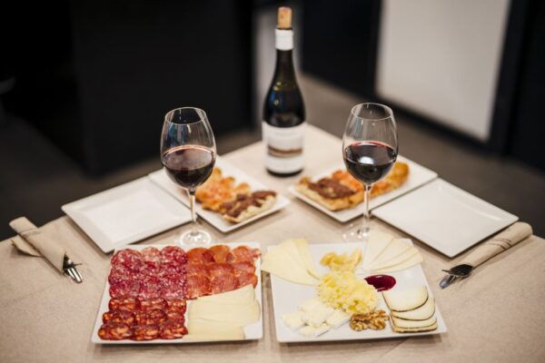 Jamón, Cheese and Wine Experience Near Sagrada Familia - Directions