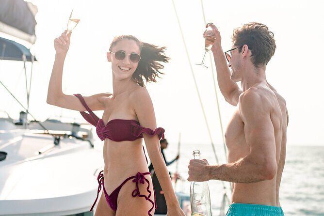 Jamwest Beach Negril Family Catamaran Cruise Pick up from Lucea - What’s Included & Whats Not