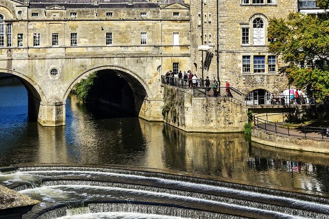 Jane Austens Bath And History Trail - Taking in Baths Historical Significance