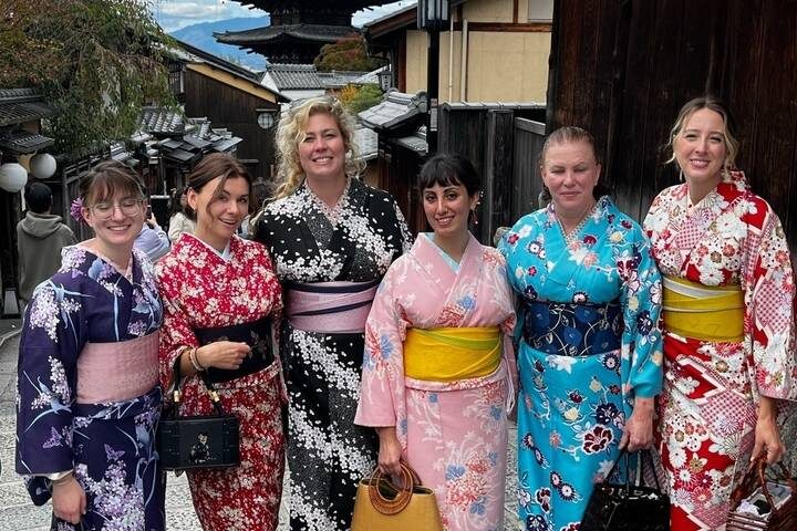 Japan Classic 10 Day - One Life Adventures: Tokyo to Osaka - Hakone: mountain air and a chance of Fuji