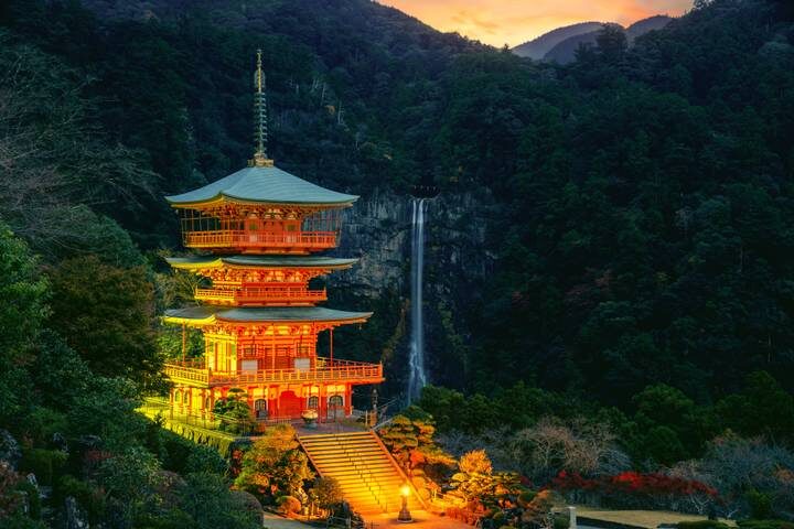 Japan In-Depth 16-Day Tour by SKR Reisen - Koya-san and Nachi: a quieter turn south