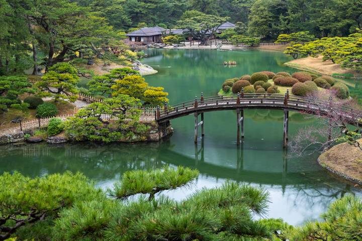 Japans Landscapes end Kyoto 11-Day Tour by Europamundo - Hiroshima and Miyajima, a powerful pairing