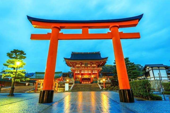 Japan & South Korea: From Tokyo to Seoul (Tokyo to Seoul, 2027) by Collette - Who should book this tour?