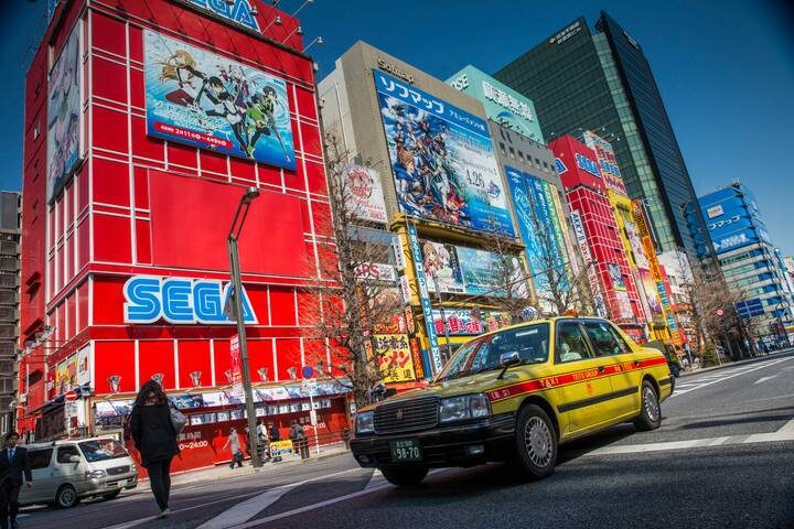 Japan: Tokyo Nights & Kyoto Temples 6-Day Tour by G Adventures - What the price covers, and what it doesn’t