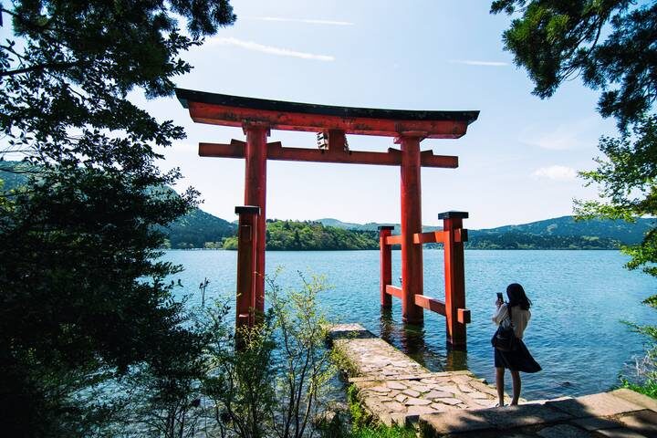 Japan - Unveiled Beyond the Surface 8-Day Tour by Vio Travel - A city-to-city trip, not a nonstop guided tour