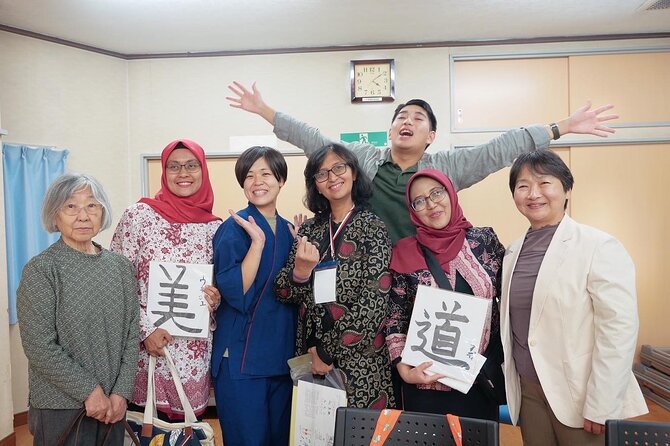 Japanese Calligraphy Experience in Tokyo at the Antique House - Experience Location and Inclusions