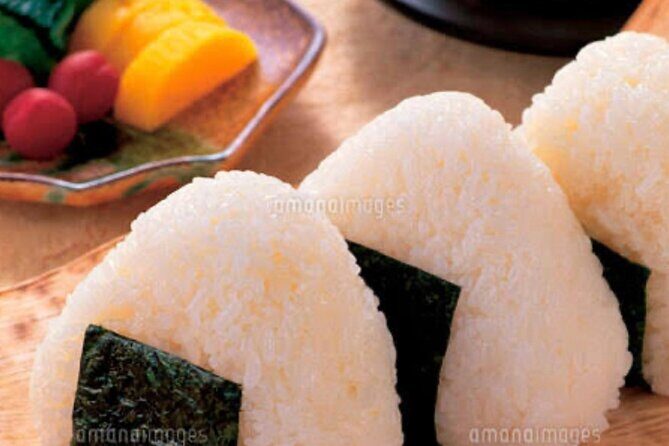 Japanese Cooking Class Onigiri and Butajiru - Exploring the Cooking Class: What to Expect