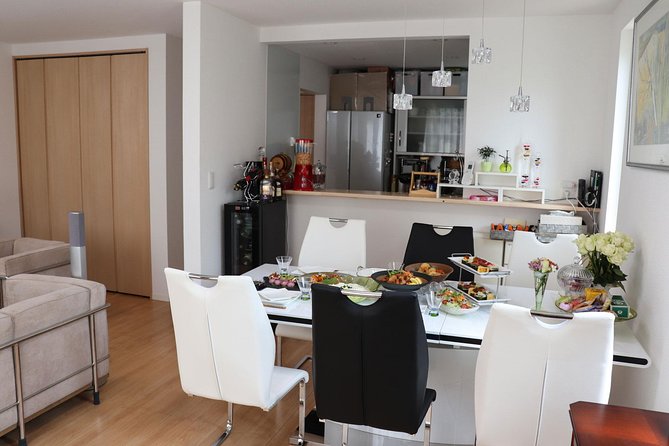 Japanese Cooking Lesson and Meal With a Local Professional in Her Lovely Home - Common Questions