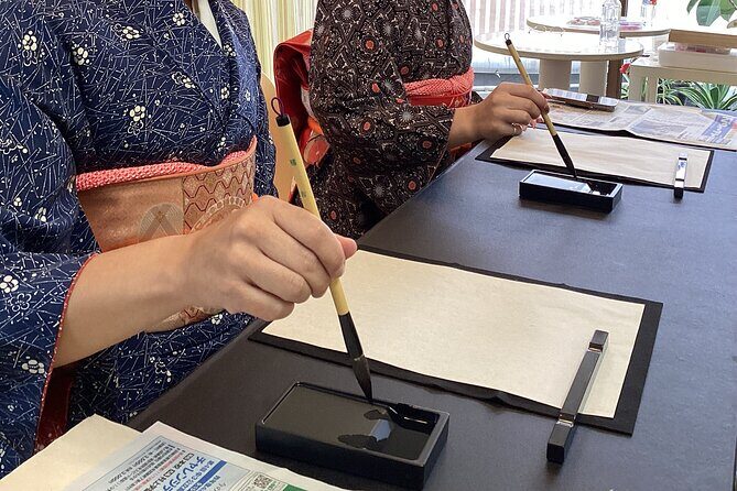 Japanese Cultural Experience by Nationally Certified Beauticians - The Authenticity and Quality of the Experience