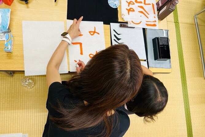 Japanese culture and calligraphy in Tokyo! - Exploring the Calligraphy Experience in Nakano