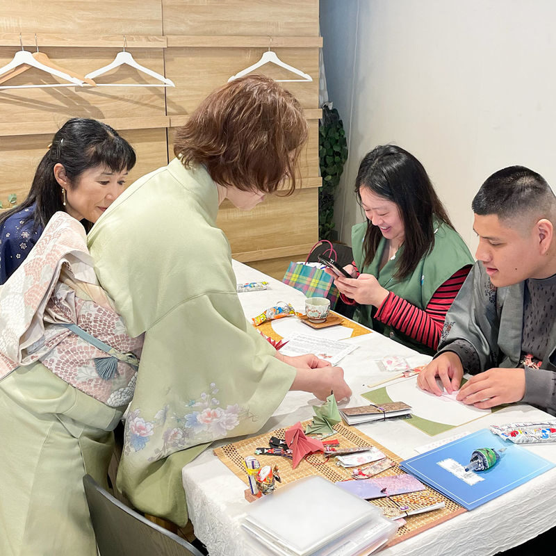 Japanese Hair Accessory & Brooch Making Experience (Tokyo) - Who will enjoy this craft stop
