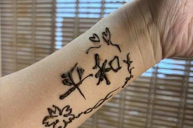 Japanese Kanji Henna Tattoo Experience - Why It’s a Good Choice for Travelers