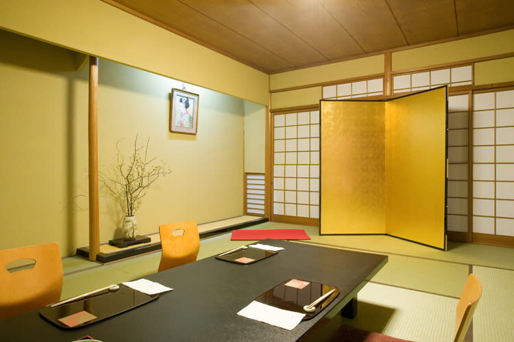 Japanese Kyoto Cuisine Dining Experience - Hanasaki (Gion, Kyoto) - Choosing lunch or dinner