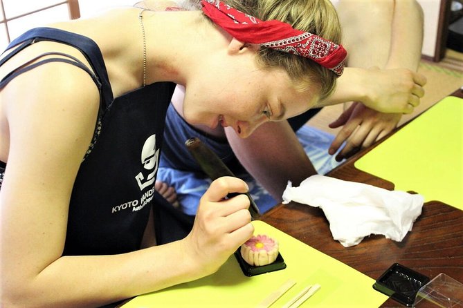 Japanese Sweets Making With a Skilled Artisan - Joining the Skilled Artisan