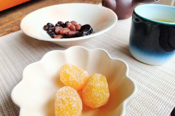 Japanese tea and local sweets - Who Will Love This Experience?