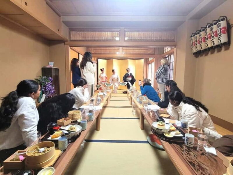 Japanese Traditional Entertainment Experience in Tokyo - Good To Know