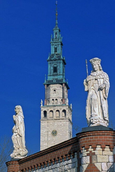 Jasna Gora & Black Madonna Private Tour From Lodz With Lunch - Tour Logistics