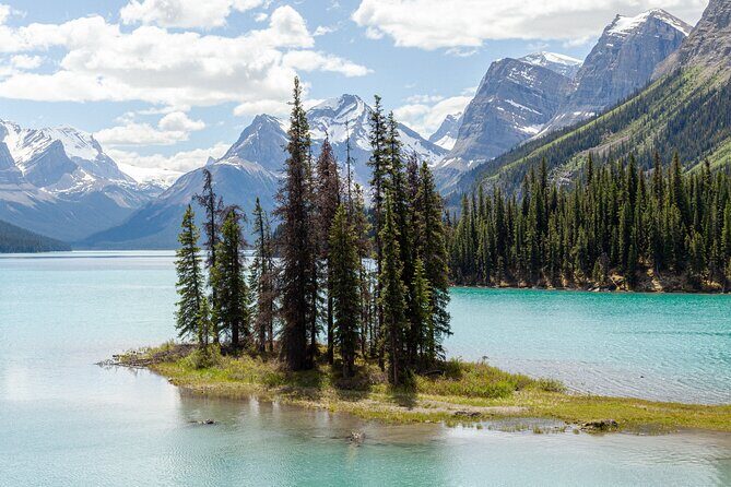 Jasper National Park Tour Maligne Valley, Medicine Lake with Walk - FAQ