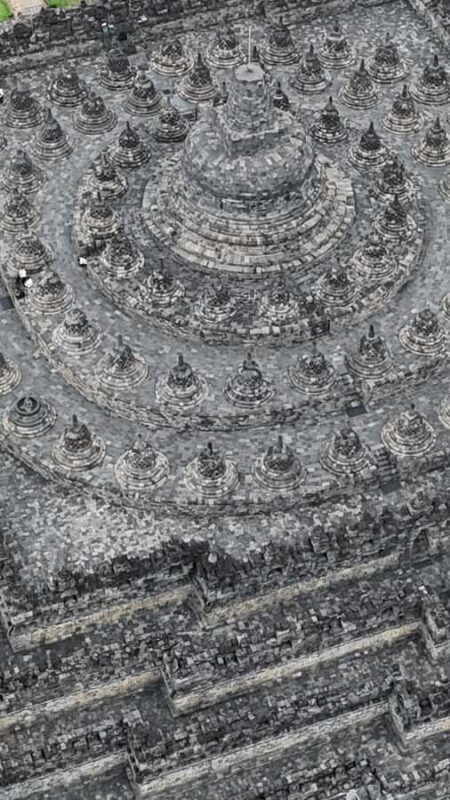 "Java Highlights: Yogyakarta to Bromo & Ijen Volcanoes" - Exploring Java in 6 Days: An In-Depth Look