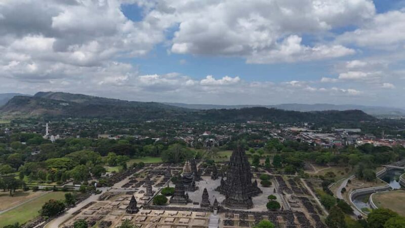 "Java Highlights: Yogyakarta to Bromo & Ijen Volcanoes" - Who Is This Tour Best For?