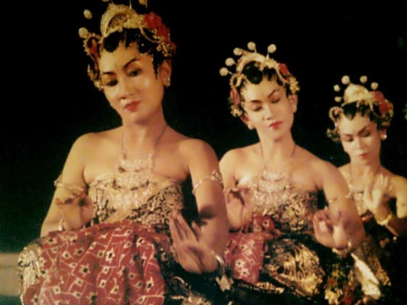 Javanese Dance Workshop with Kraton Palace Dancer - Good To Know